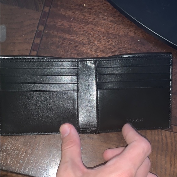 Men’s wallet - Picture 2 of 3